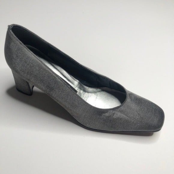 Stuart Weitzman Silver Metallic Fabric Heels #7B - Picture 4 of 12